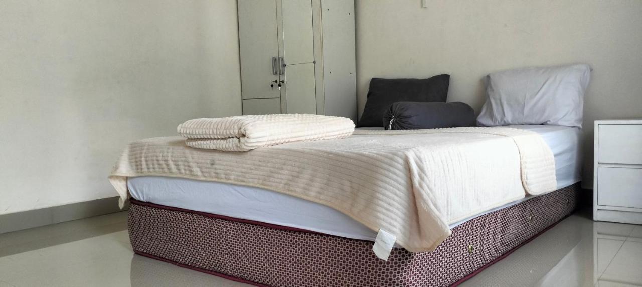 Sakila Homestay Kuta  Zewnętrze zdjęcie