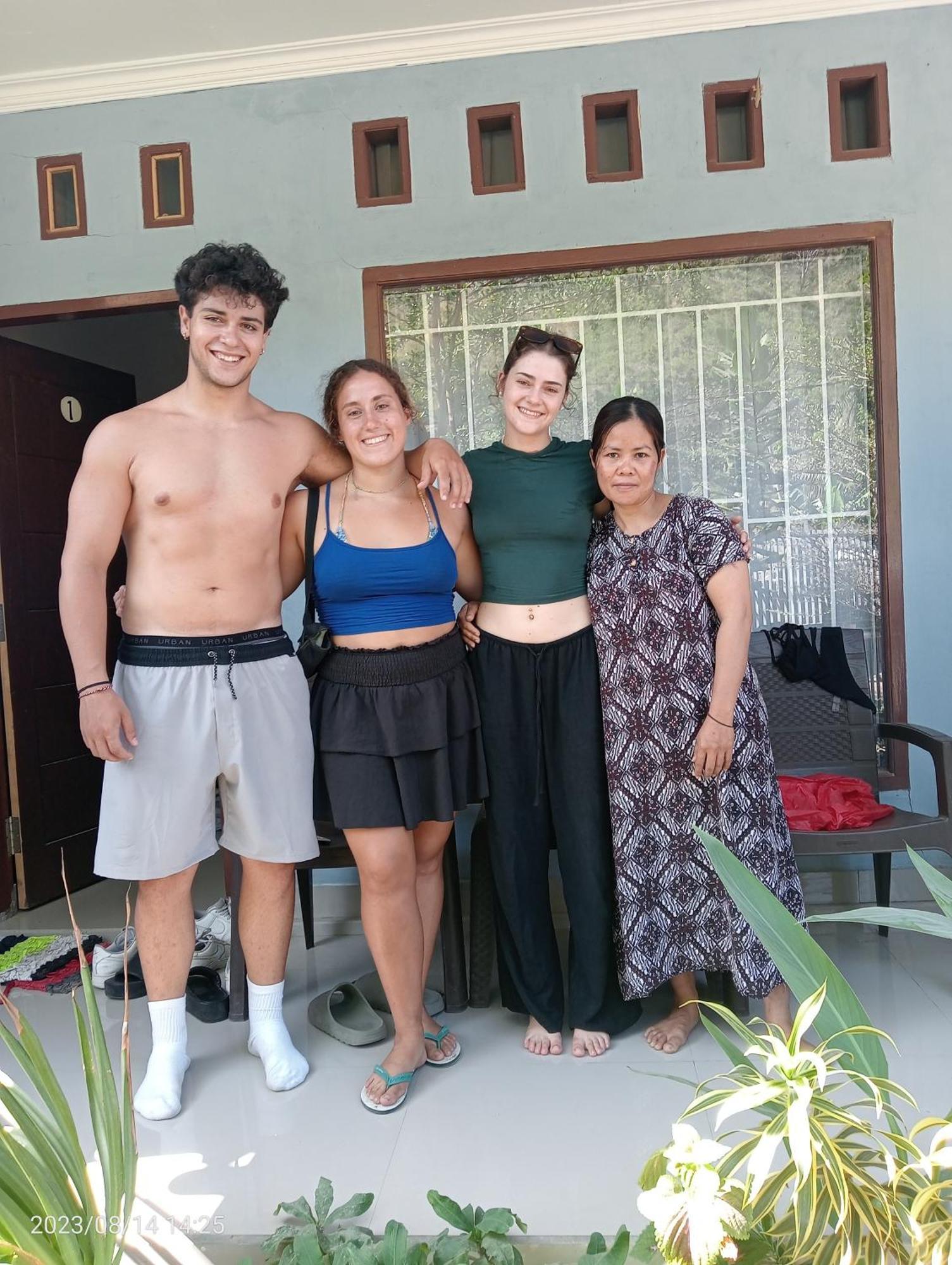 Sakila Homestay Kuta  Zewnętrze zdjęcie