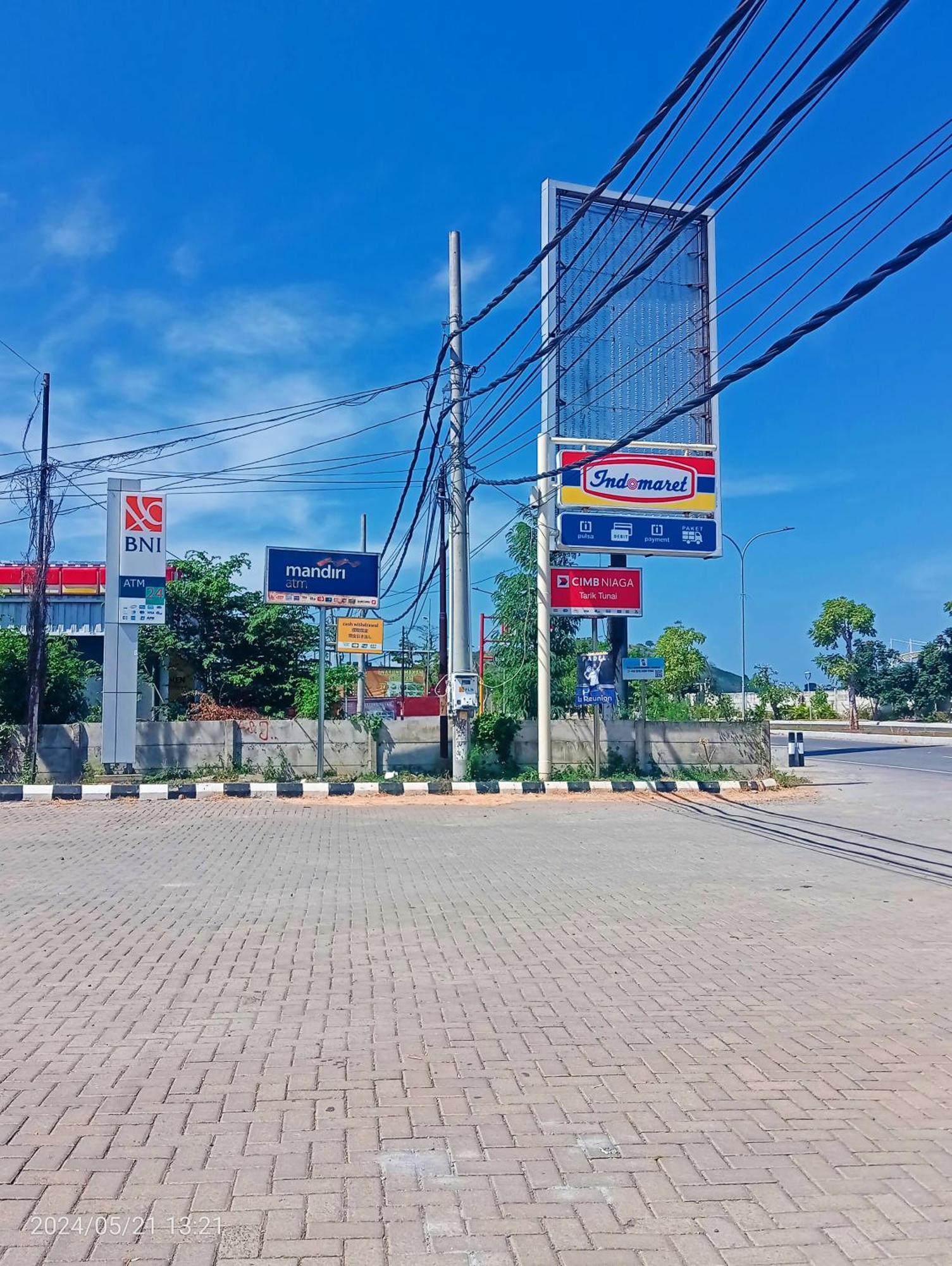 Sakila Homestay Kuta  Zewnętrze zdjęcie